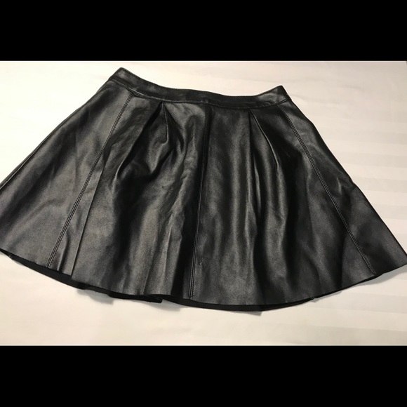 FOREVER 21 VEGAN LEATHER SKIRT - Picture 2 of 2